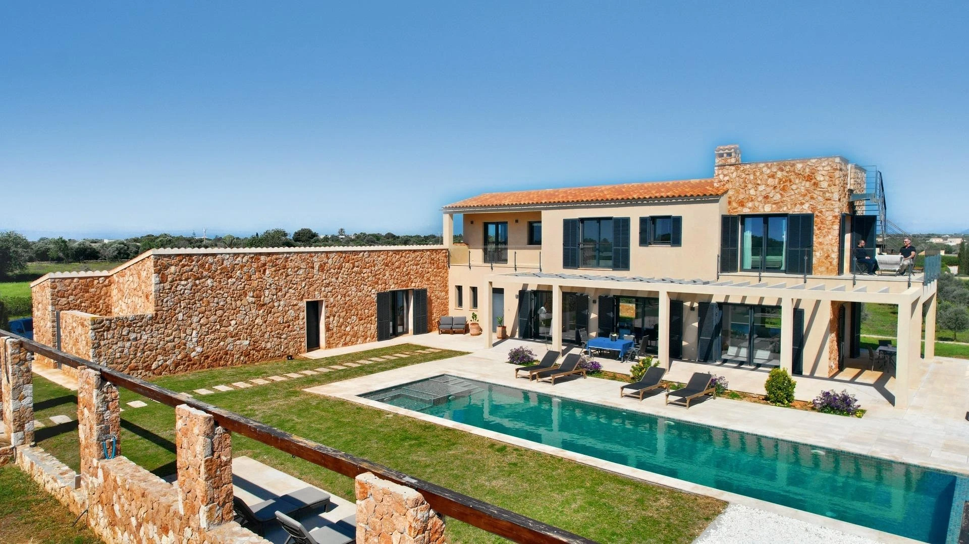 Moderna finca de estilo rústico cerca de Ses Salines